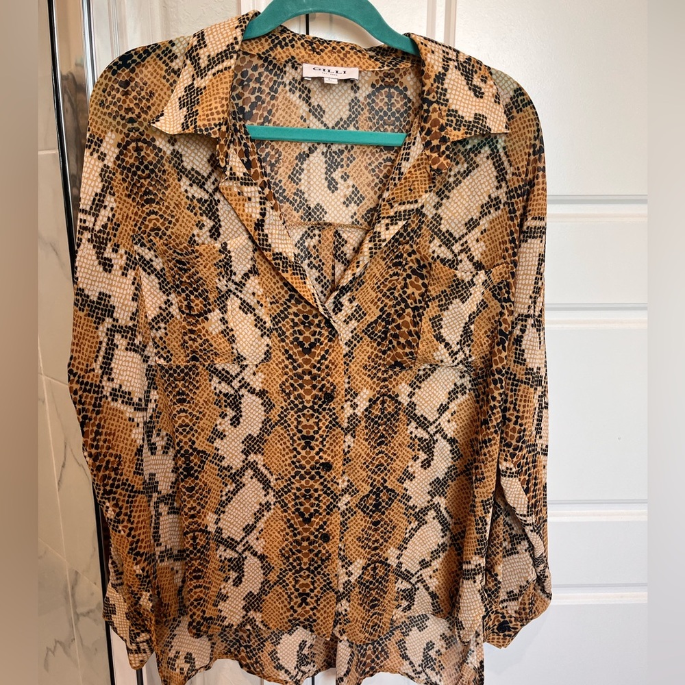 Snakeskin top, size L